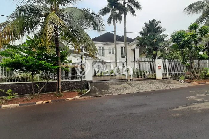 Rumah Luxury Modern Siap Huni di Cibubur Bekasi Rumah Luxury Modern Siap Huni di Cibubur Bekasi