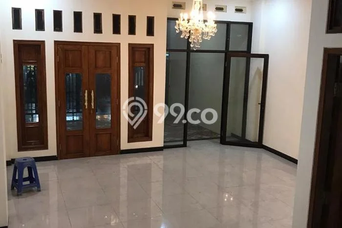 DISEWAKAN RUMAH USAHA ATAU KANTOR CONDET JAKARTA TIMUR DISEWAKAN RUMAH USAHA ATAU KANTOR CONDET JAKARTA TIMUR