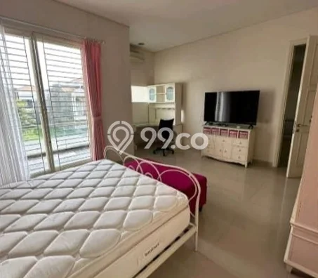 Rumah sewa siap pakai 5 Kamar Tidur di Citraland, Surabaya Rumah sewa siap pakai 5 Kamar Tidur di Citraland, Surabaya