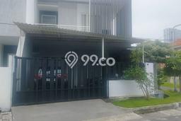 Rumah Strategis Modern Lb 125m2 di Wonocolo, Surabaya Rumah Strategis Modern Lb 125m2 di Wonocolo, Surabaya