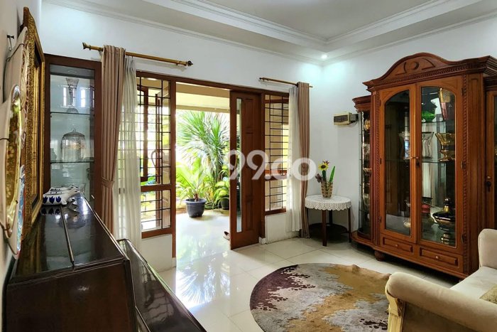 Dijual Rumah Luas Elegan Dengan View Eksklusif di Sektor 3 - Bintaro, Tangerang Selatan Dijual Rumah Luas Elegan Dengan View Eksklusif di Sektor 3 - Bintaro, Tangerang Selatan