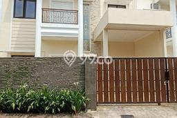 Rumah Modern 5 KT di Jatiwaringin Bekasi Unfurnished Rumah Modern 5 KT di Jatiwaringin Bekasi Unfurnished