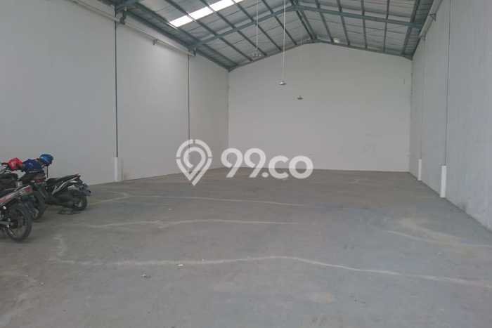 Unit Gudang Dijual di Gresik LT 420m2 & LB 360m2 Unit Gudang Dijual di Gresik LT 420m2 & LB 360m2