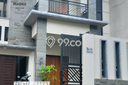 Rumah Elit Modern Tanpa Renovasi di Pejaten Jakarta Selatan Rumah Elit Modern Tanpa Renovasi di Pejaten Jakarta Selatan