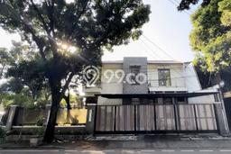Ready to Use! Premium House LT 409m2 Desain Elegan di Panglima Polim Ready to Use! Premium House LT 409m2 Desain Elegan di Panglima Polim