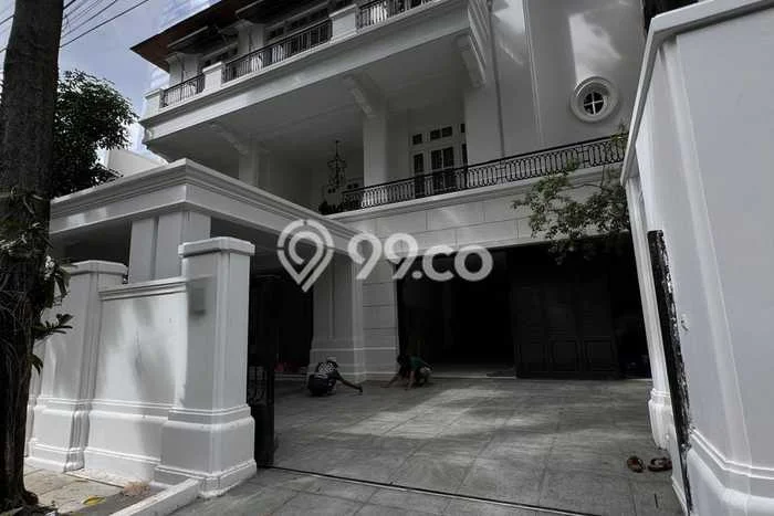 Rumah Elit LB 1100m2 Siap Huni Desain Elegan di Mega Kuningan, Jakarta Selatan Rumah Elit LB 1100m2 Siap Huni Desain Elegan di Mega Kuningan, Jakarta Selatan