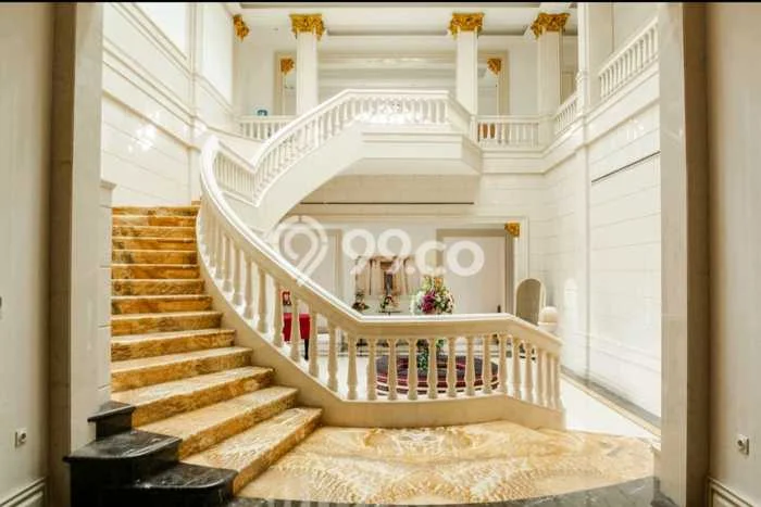 For Sale! Luxury House LT 1200m2 Desain Modern di Pantai Indah Kapuk For Sale! Luxury House LT 1200m2 Desain Modern di Pantai Indah Kapuk