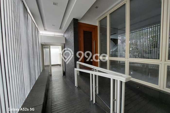 Jual Rumah Luas Elegan Dengan View Cantik di Pantai Indah Kapuk, Jakarta Utara Jual Rumah Luas Elegan Dengan View Cantik di Pantai Indah Kapuk, Jakarta Utara