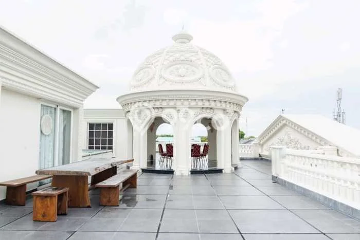 For Sale! Luxury House LT 1200m2 Desain Modern di Pantai Indah Kapuk For Sale! Luxury House LT 1200m2 Desain Modern di Pantai Indah Kapuk