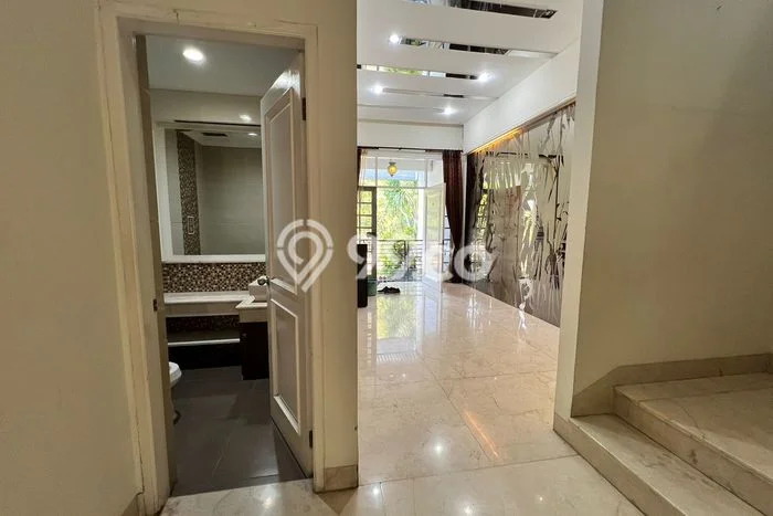 Dijual Rumah Luas Megah Dengan View Cantik di Pantai Indah Kapuk, Jakarta Utara Dijual Rumah Luas Megah Dengan View Cantik di Pantai Indah Kapuk, Jakarta Utara