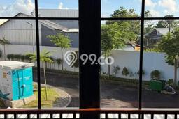 Vila Kawasan , Luas 105m2m², Akses ke transportasi umum Vila Kawasan , Luas 105m2m², Akses ke transportasi umum