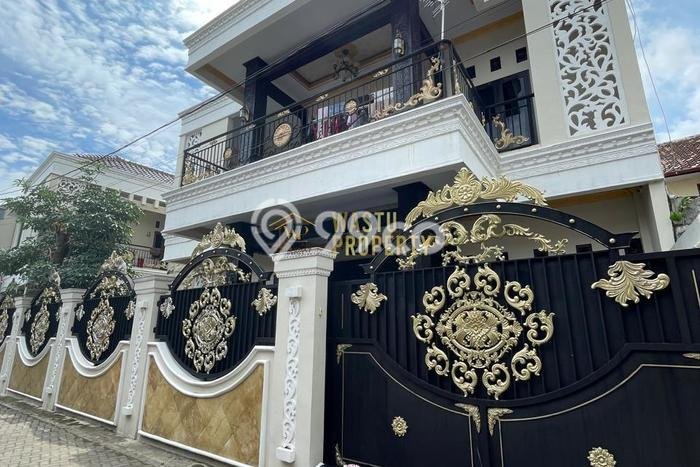 Unit Kost Dijual di Banguntapan dengan 17 Kamar Tidur & Luas Bangunan 660m2 Unit Kost Dijual di Banguntapan dengan 17 Kamar Tidur & Luas Bangunan 660m2