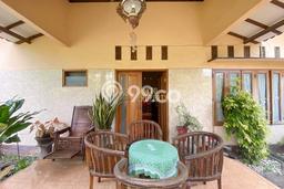 KESEMPATAN EMAS! Vila di Banguntapan, Dimensi 887m², Kawasan Berkembang dengan nilai meningkat KESEMPATAN EMAS! Vila di Banguntapan, Dimensi 887m², Kawasan Berkembang dengan nilai meningkat