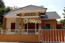For Sale Rumah 3 Kamar Lokasi Strategis Nyaman dan Strategis di Seyegan For Sale Rumah 3 Kamar Lokasi Strategis Nyaman dan Strategis di Seyegan
