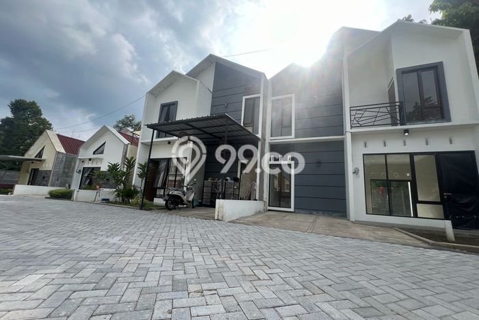Rumah Sederhana Dijual Lokasi Borobudur 2 Kamar dengan LT 84m2 Rumah Sederhana Dijual Lokasi Borobudur 2 Kamar dengan LT 84m2