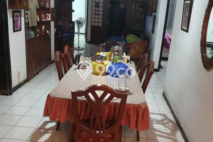 For Sale! Luxury House LT 230m2 Desain Modern di Cipinang For Sale! Luxury House LT 230m2 Desain Modern di Cipinang