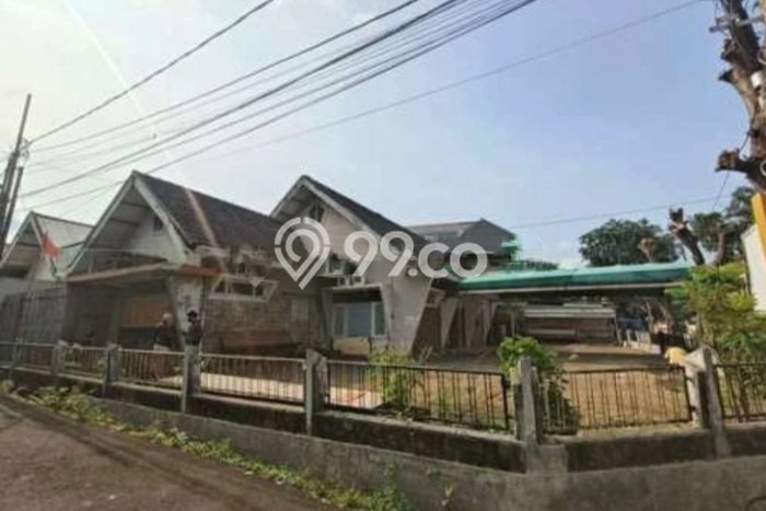 Ready to Use! Premium House LT 763m2 Desain Elegan di Cawang Ready to Use! Premium House LT 763m2 Desain Elegan di Cawang