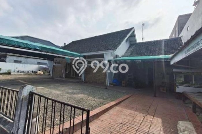 Ready to Use! Premium House LT 763m2 Desain Elegan di Cawang Ready to Use! Premium House LT 763m2 Desain Elegan di Cawang