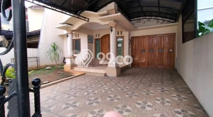 Disewakan segera rumah minimalis lokasi strategis 5 Kamar di Pasar Rebo, Jakarta Timur Disewakan segera rumah minimalis lokasi strategis 5 Kamar di Pasar Rebo, Jakarta Timur
