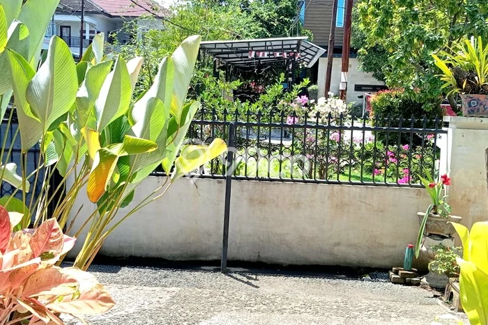 Siap Huni Rumah Mewah 4 Kamar di Medan Johor Dekat ke Mana Saja Siap Huni Rumah Mewah 4 Kamar di Medan Johor Dekat ke Mana Saja