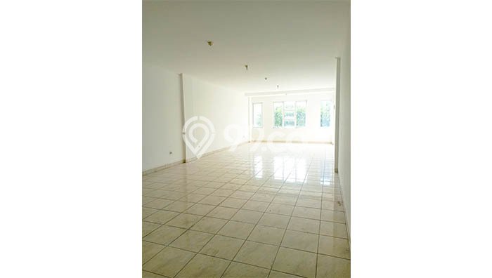 LOKASI BISNIS! Ruko For Rent Kawasan Pulo Gadung, Luas 560m², Jalan Strategis LOKASI BISNIS! Ruko For Rent Kawasan Pulo Gadung, Luas 560m², Jalan Strategis