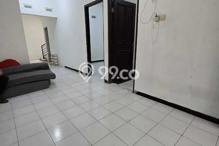 Dijual Cepat Rumah Favorit Siap Huni LB 100m2 di Tembalang, Semarang Dijual Cepat Rumah Favorit Siap Huni LB 100m2 di Tembalang, Semarang