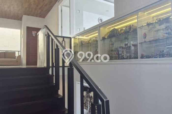 For Sale Rumah Elit Exclusive di Tembalang, Semarang For Sale Rumah Elit Exclusive di Tembalang, Semarang