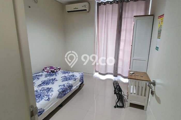 Disewakan! Rumah 3 Kamar Tidur &
2 Kamar Mandi di Sambiroto, Semarang Disewakan! Rumah 3 Kamar Tidur &
2 Kamar Mandi di Sambiroto, Semarang