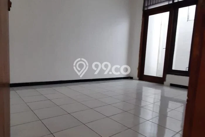 Disewakan Segera Rumah Kondisi Baik di Kawasan Tembalang, Semarang Disewakan Segera Rumah Kondisi Baik di Kawasan Tembalang, Semarang