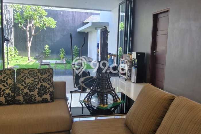 For Sale Rumah Elit Exclusive di Tembalang, Semarang For Sale Rumah Elit Exclusive di Tembalang, Semarang