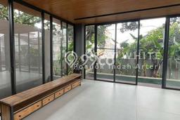 Dijual Rumah Mewah Megah Dengan View Eksklusif di Kemang, Jakarta Selatan Dijual Rumah Mewah Megah Dengan View Eksklusif di Kemang, Jakarta Selatan