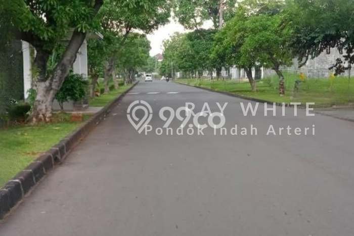 Jarang Ada! Tanah di Kebon Jeruk Punya Luas 604m2 PPJB Jarang Ada! Tanah di Kebon Jeruk Punya Luas 604m2 PPJB