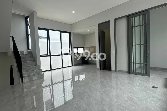 Rumah Disewakan Tangerang LT 98m2 LB 198m2 Kawasan BSD Green Wich Rumah Disewakan Tangerang LT 98m2 LB 198m2 Kawasan BSD Green Wich