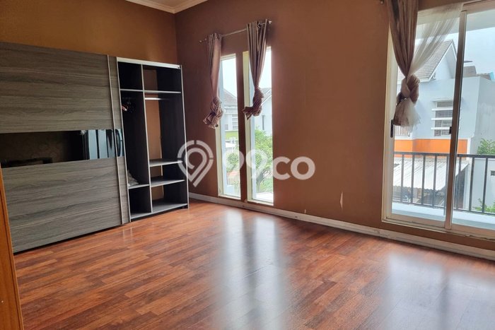 Disewakan Rumah Harga Terjangkau di Gading Serpong Pondok Hijau Golf Tangerang dengan 4 Kamar Tidur Disewakan Rumah Harga Terjangkau di Gading Serpong Pondok Hijau Golf Tangerang dengan 4 Kamar Tidur