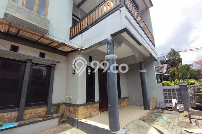 For Sale Rumah 4 Kamar Lokasi Strategis Nyaman dan Strategis di Parongpong For Sale Rumah 4 Kamar Lokasi Strategis Nyaman dan Strategis di Parongpong