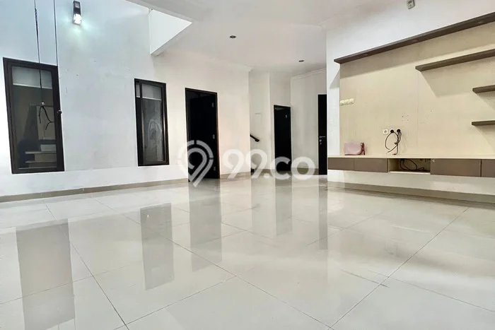Jual Rumah Eksklusif 3 KT di Pisangan Lama, Jakarta Timur Jual Rumah Eksklusif 3 KT di Pisangan Lama, Jakarta Timur