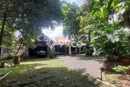 Rumah Mewah Dijual LT 1398m2 di Kebayoran Lama, Jakarta Selatan Rumah Mewah Dijual LT 1398m2 di Kebayoran Lama, Jakarta Selatan