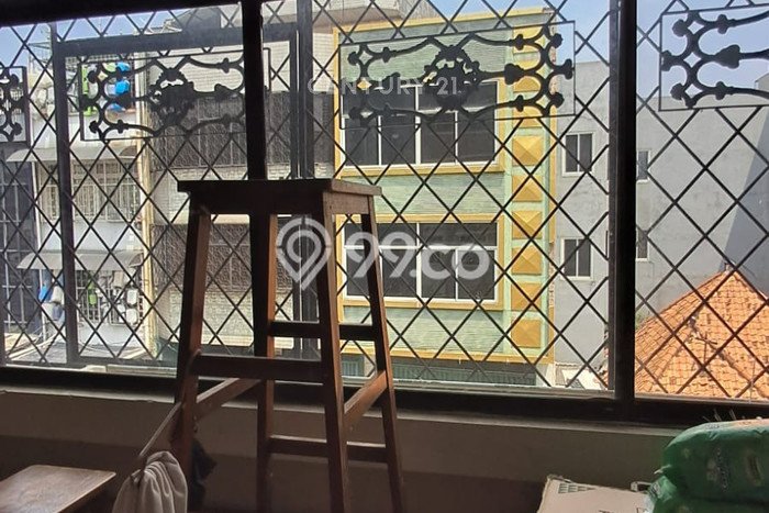 Unit Ruko Dijual di Jakarta Barat LT 125m2 & LB 150m2 Unit Ruko Dijual di Jakarta Barat LT 125m2 & LB 150m2