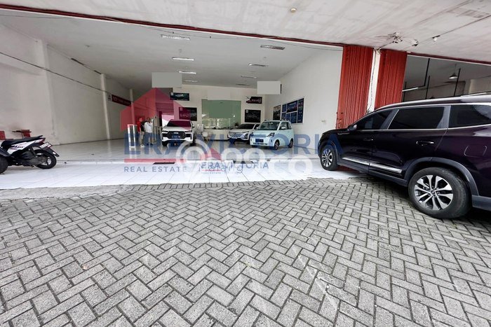 Ruko bagus disewakan di Blimbing Malang dengan LB 604m2 harga sewa terbaik Ruko bagus disewakan di Blimbing Malang dengan LB 604m2 harga sewa terbaik