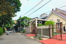 Dijual Rumah Mewah Elegan Dengan View Cantik di Jatibening, Bekasi Dijual Rumah Mewah Elegan Dengan View Cantik di Jatibening, Bekasi
