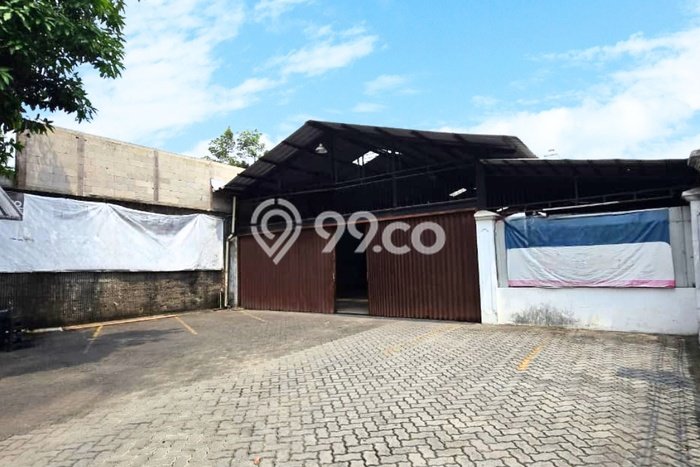 AREA TERSIBUK! Komersial di Pejaten, Luas 686m2m², Kawasan Bisnis AREA TERSIBUK! Komersial di Pejaten, Luas 686m2m², Kawasan Bisnis