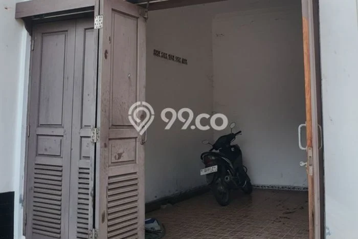 Rumah Mewah Siap Huni LT 600m2 di Cisauk, Tangerang Rumah Mewah Siap Huni LT 600m2 di Cisauk, Tangerang