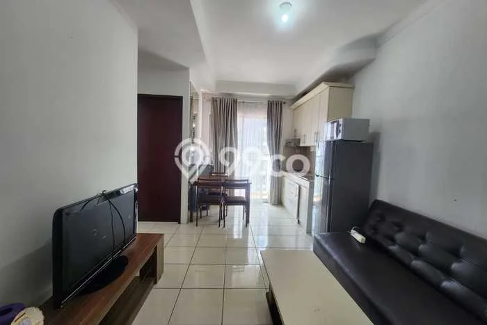 Apartemen Disewakan 2 Kamar Hemat Siap Huni di Jakarta Barat, Luas 42m2 Apartemen Disewakan 2 Kamar Hemat Siap Huni di Jakarta Barat, Luas 42m2