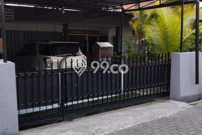 Jual Rumah Luas Elegan Dengan View Cantik di Caturtunggal, Sleman Jual Rumah Luas Elegan Dengan View Cantik di Caturtunggal, Sleman
