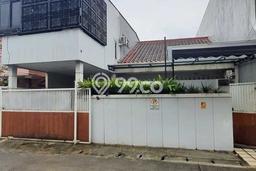 Ready to Use! Premium House LT 200m2 Desain Elegan di Meruya Ready to Use! Premium House LT 200m2 Desain Elegan di Meruya