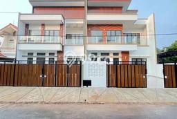 Best Deal Hunian Mewah Ideal dan Luas di BSD, Tangerang Selatan Best Deal Hunian Mewah Ideal dan Luas di BSD, Tangerang Selatan