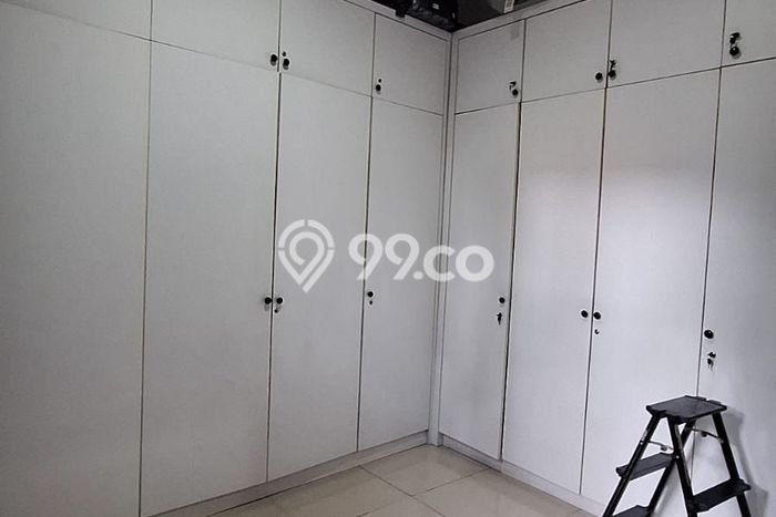 Hunian Mewah LB 250m2 Siap Pakai Desain Elegan di Sektor 9-Bintaro, Tangerang Selatan Hunian Mewah LB 250m2 Siap Pakai Desain Elegan di Sektor 9-Bintaro, Tangerang Selatan
