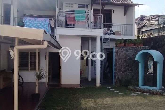 Rumah Elit Modern Siap Huni di Sayap Dago Bandung Rumah Elit Modern Siap Huni di Sayap Dago Bandung