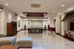 Disewakan Rumah Strategis LT 1200m2 / LB 1300m2 di Kemang, Jakarta Selatan Disewakan Rumah Strategis LT 1200m2 / LB 1300m2 di Kemang, Jakarta Selatan