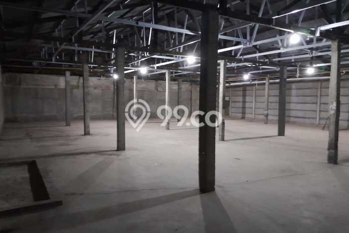 Gudang untuk Disewa di Pusat Tangerang Luas Bangunan 402m2 Gudang untuk Disewa di Pusat Tangerang Luas Bangunan 402m2